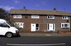 No.35, Viceroy Street (left) border=2