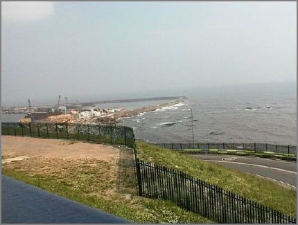 The underpass is clearly seen and leads to the harbour from the warehousing and Dock Company administration area.